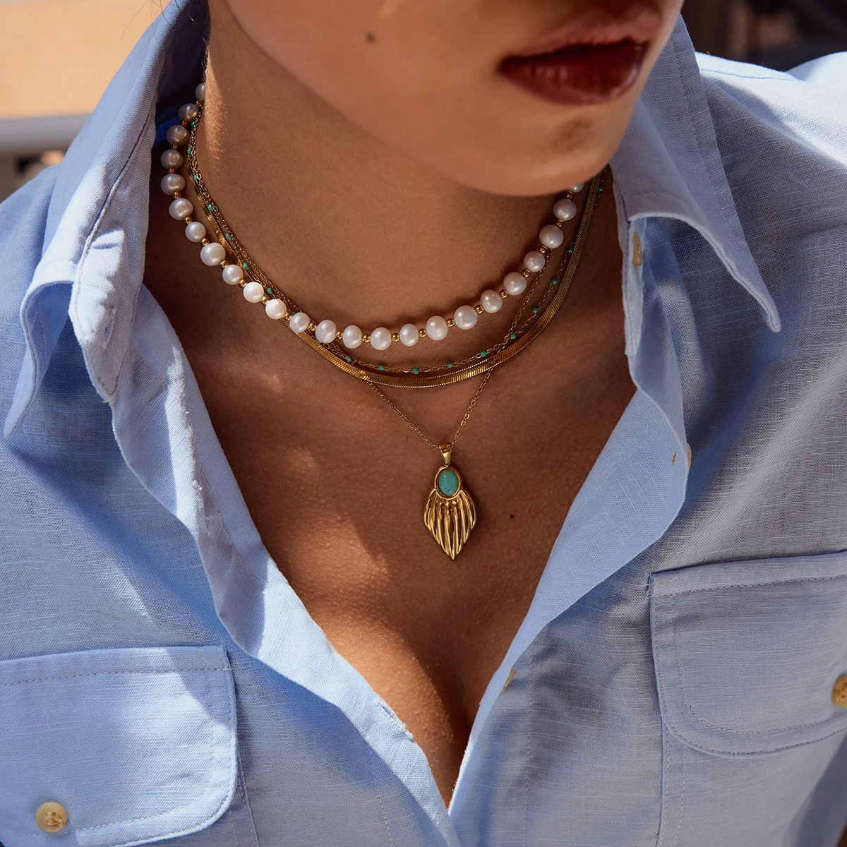 Gold Leaf Pendant Necklace for Women 4 Gold Leaf Pendant Necklace for Women - Image 4