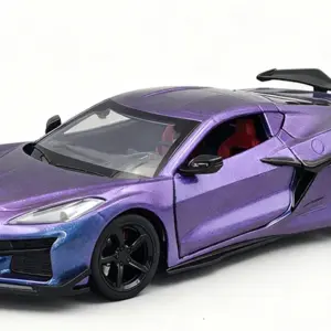 Purple Chevrolet Corvette Z06 Model 1:24 Scale 10 S65dedc8aed1545279e85ba5e3015d059x