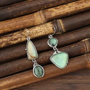 Vintage Organic Green Stone Earrings for Women 4 S662bc07f5de64e418e6f6b1fb102cc29F