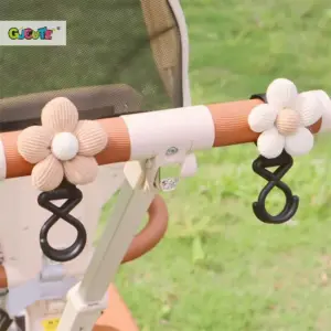 Flower-Themed Stroller Hook with 360° Swivel 12 S66382dc4ad314f55baa82469f5d4cb2cE
