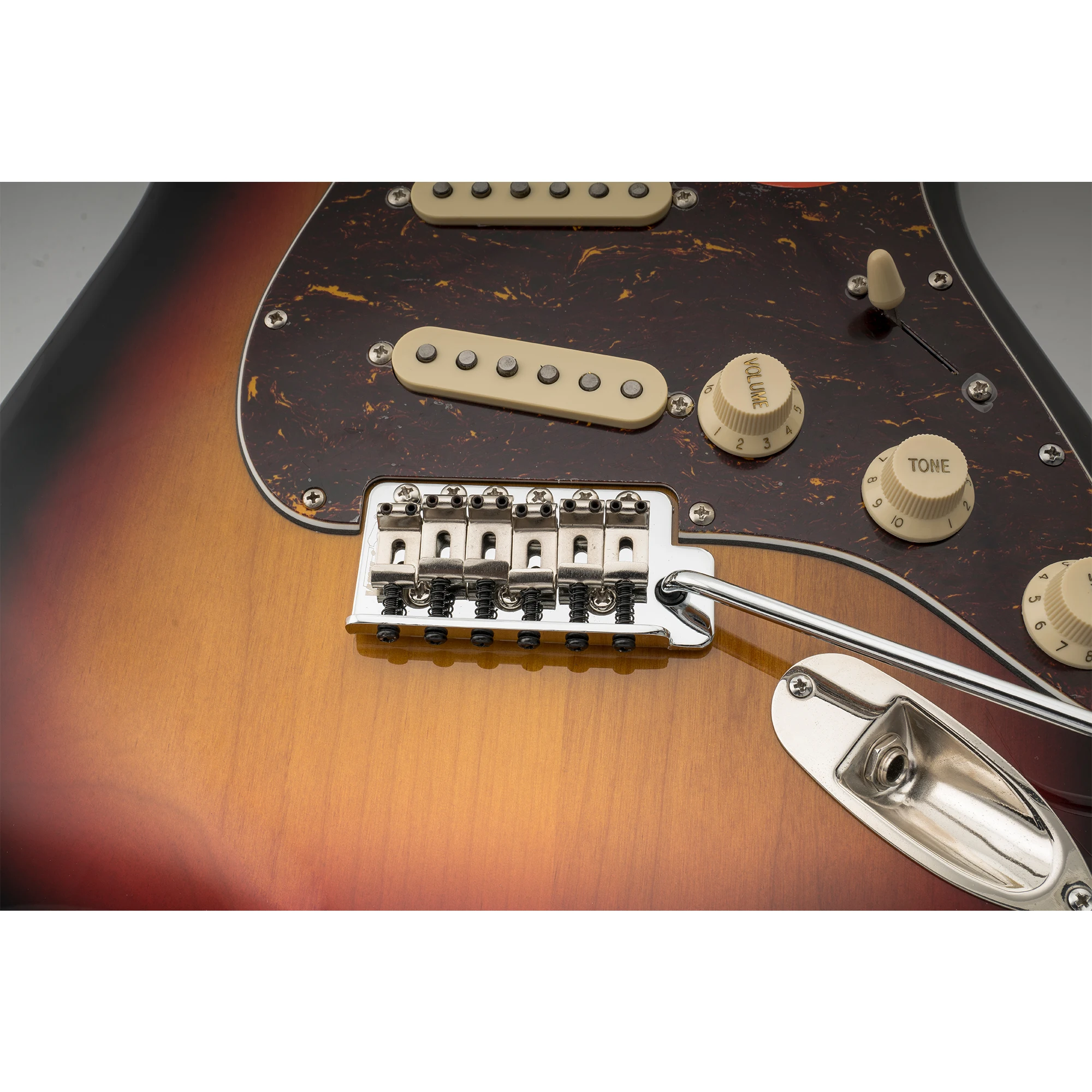 Wilkinson 52.5mm Vintage Strat Tremolo Bridge 5 Wilkinson 52.5mm Vintage Strat Tremolo Bridge - Image 5