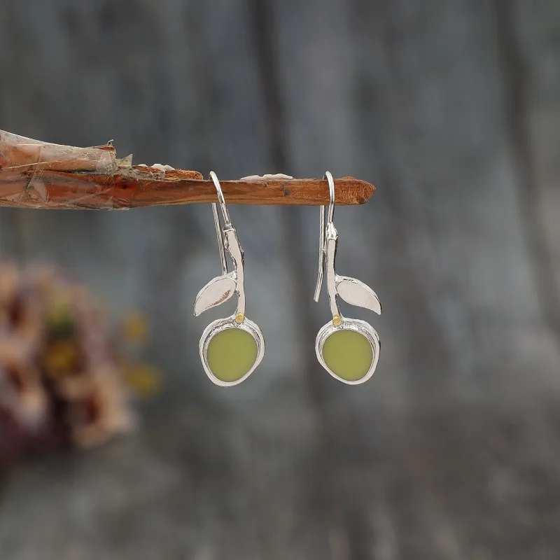 Vintage Silver and Green Stone Drop Earrings 3 Vintage Silver and Green Stone Drop Earrings - Image 3