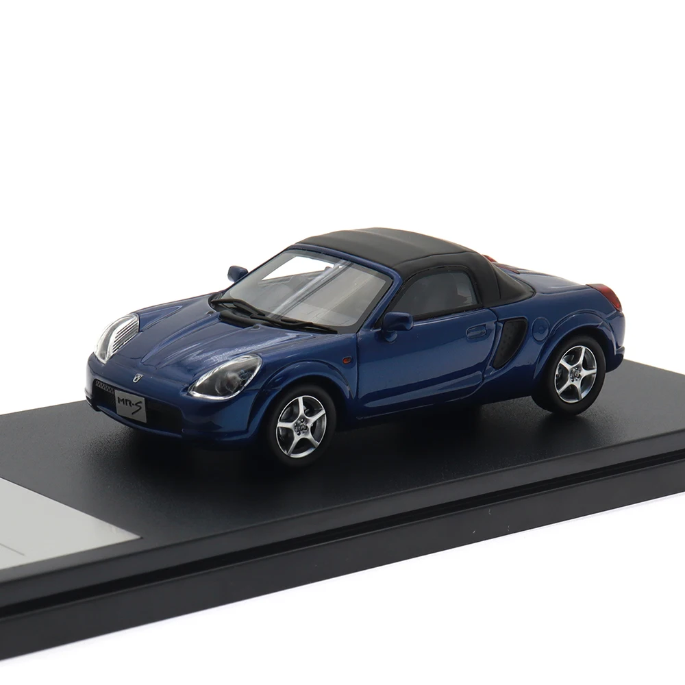 Highly Detailed Silver Toyota MR-S S Edition Model 4 Highly Detailed Silver Toyota MR-S S Edition Model - Image 4