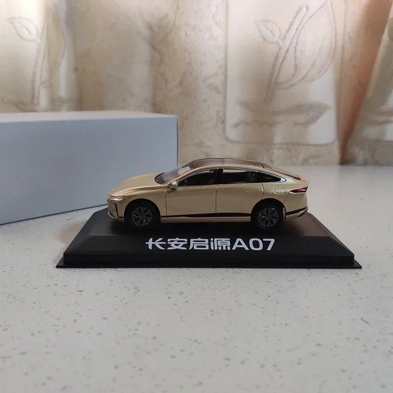 1:43 Changan A07 Scale Model Car 2 1:43 Changan A07 Scale Model Car - Image 2