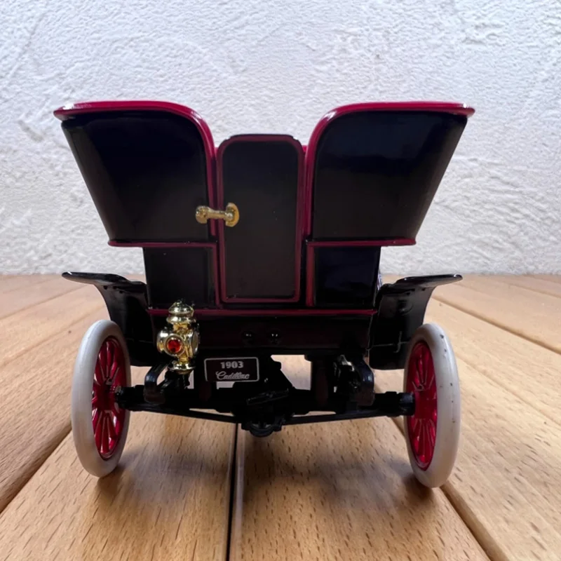 Vintage 1:32 Scale Sineg 1903 Car Replica 6 Vintage 1:32 Scale Sineg 1903 Car Replica - Image 6