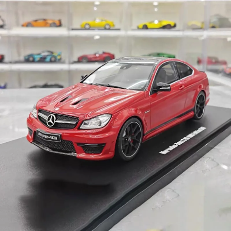 White 1/18 Scale Mercedes-Benz C63 AMG Resin Model 8 White 1/18 Scale Mercedes-Benz C63 AMG Resin Model - Image 8
