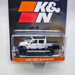 1/64 Scale Jeep Gladiator Model Collectible 8 S68c87253b2d5402683bbc1b2334743e3e