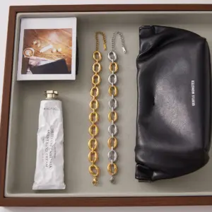 Two-Tone Stainless Steel Women's Chain Bracelet 13 S68d9c0e7991949bdb800394d72e9fa72I