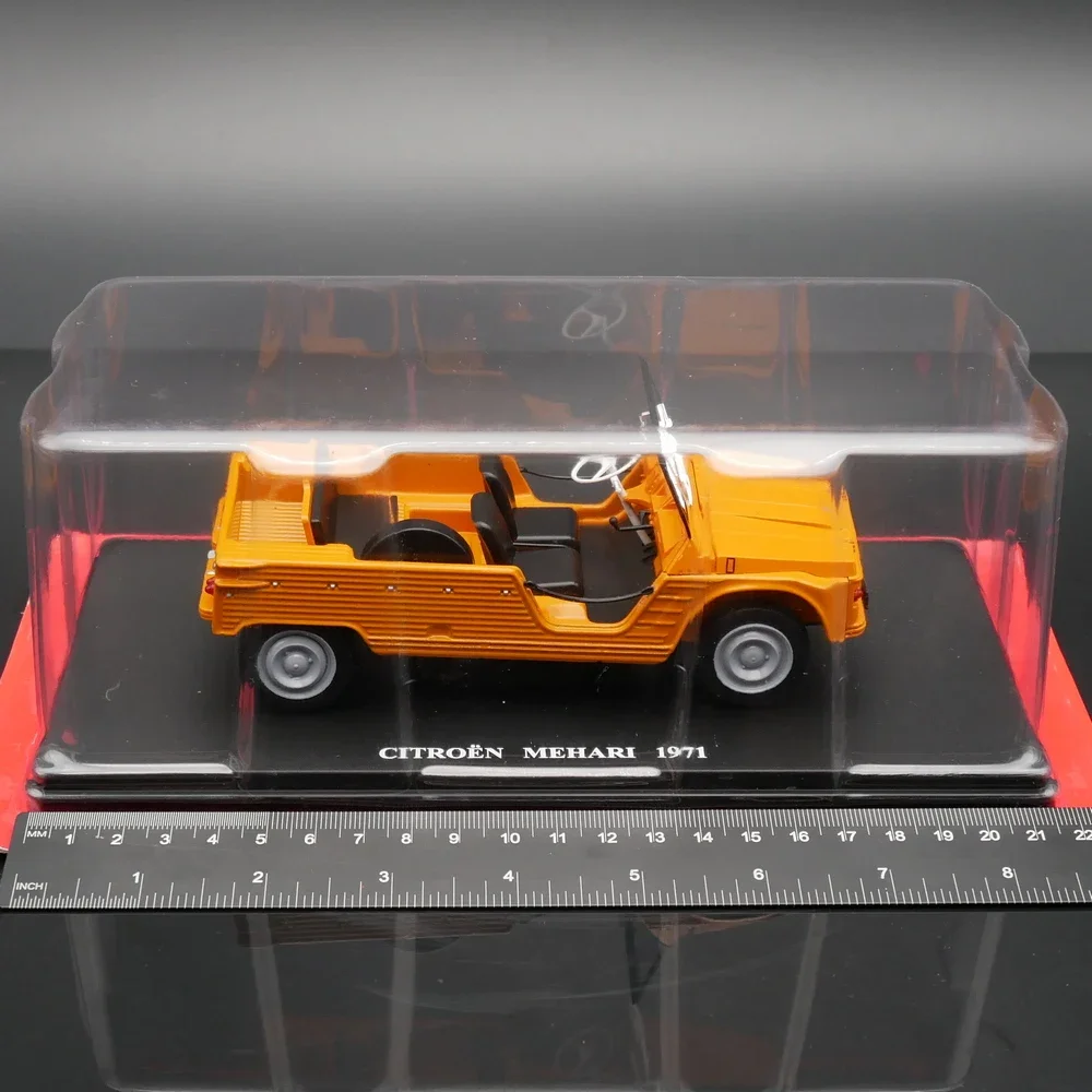 Vintage Citroen Mehari 1971 1:24 Scale Diecast 5 Vintage Citroen Mehari 1971 1:24 Scale Diecast - Image 5
