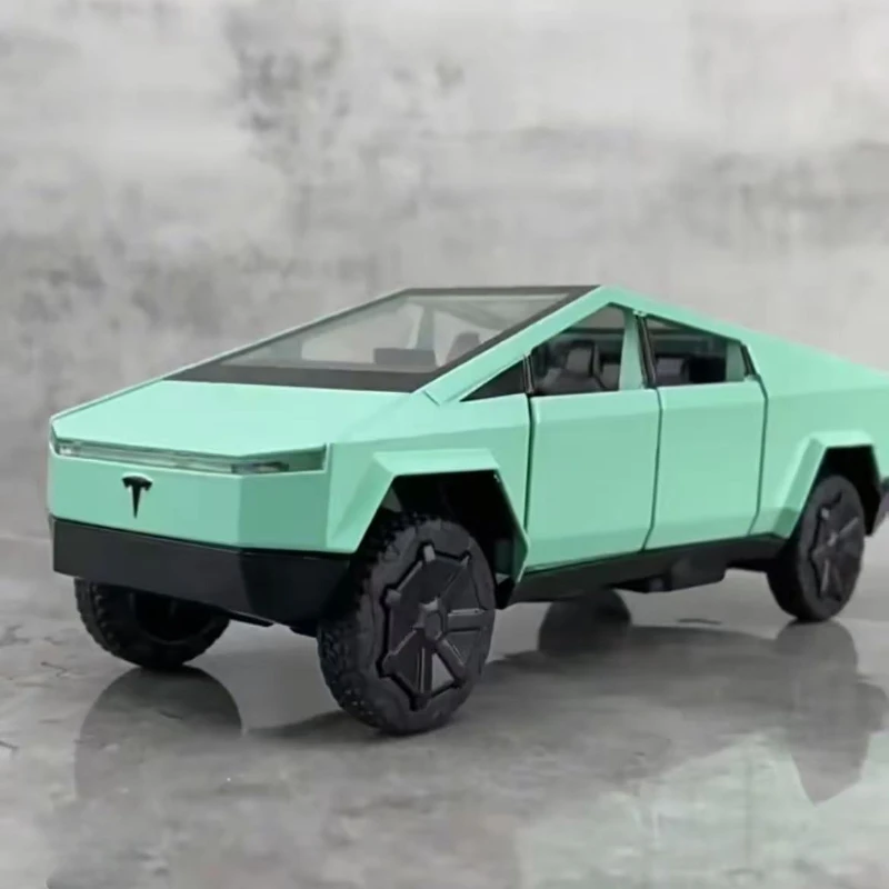 1:32 Diecast Alloy Car Model with Lights 5 1:32 Diecast Alloy Car Model with Lights - Image 5