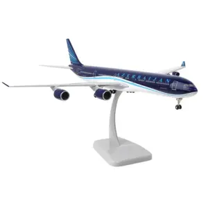 Azerbaijan Airlines Airbus A340-600 Model 1:200 11 S697cd28e22be4840875019bd1412c781d
