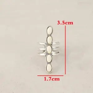 Vintage Silver Cocktail Ring with White Stones 6 S6a0056391abb428d8a398ef3b6276e42Y