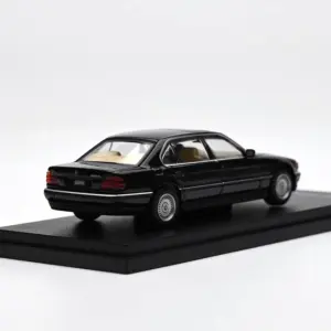 1:64 BMW 750iL Diecast Model 12 S6a1b0583bbcf4f5bb5609441d524e7f1j