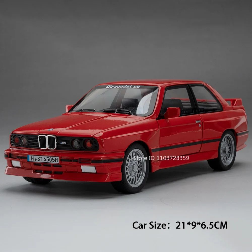 Miniature BMW 1:24 Scale Car Collection Set 9 Miniature BMW 1:24 Scale Car Collection Set - Image 9