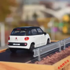 Fiat 500L 1/43 Diecast Model Car 8 S6a6007fc38e5458d886ade8f0b56639dQ