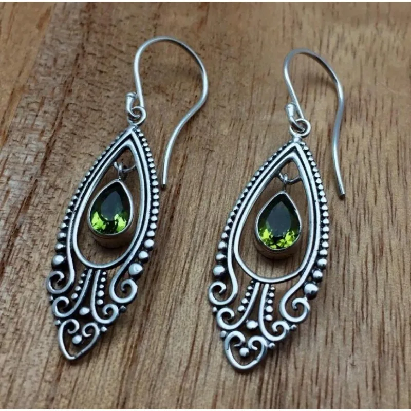 Vintage Silver and Green Waterdrop Earrings 3 Vintage Silver and Green Waterdrop Earrings - Image 3