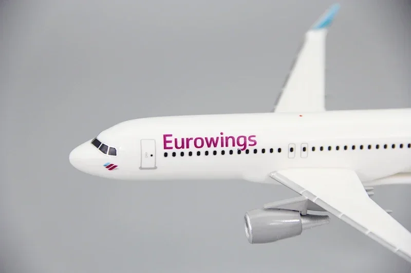 Eurowings Airbus A320 1:200 Collector Model 5 Eurowings Airbus A320 1:200 Collector Model - Image 5