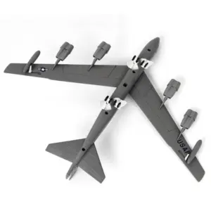 B-52 Stratofortress Model for Display 11 S6aa95df0081c40f88bb6de8de51f6978v