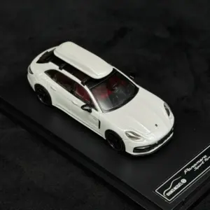 Red Porsche Panamera Wagon 1:64 Scale Model 7 S6abbea913beb472fb8ccfa92650da89ci