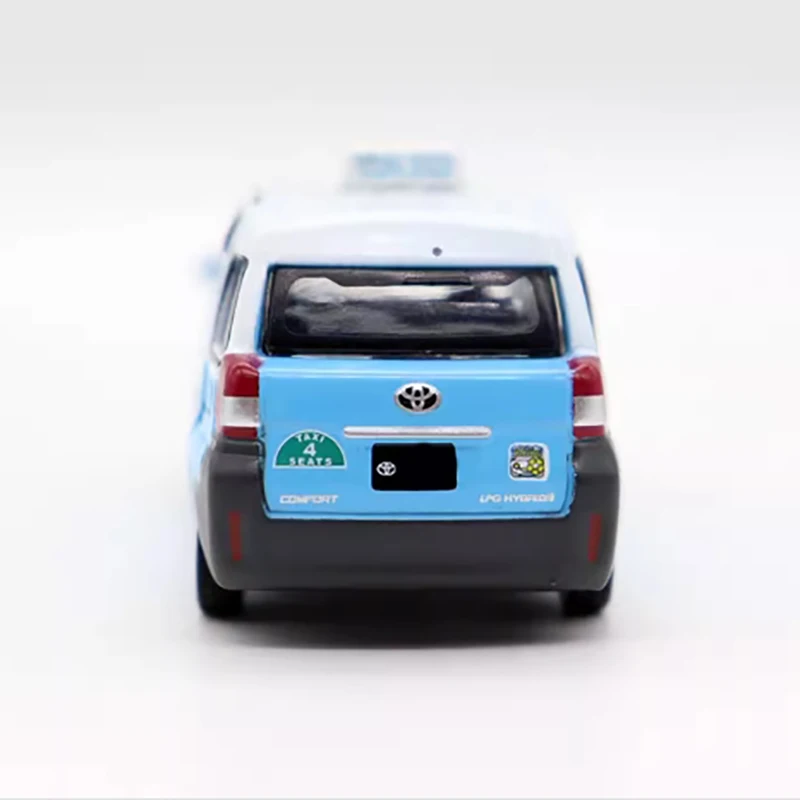 Hong Kong Taxi 1/64 Scale Diecast Model 6 Hong Kong Taxi 1/64 Scale Diecast Model - Image 6