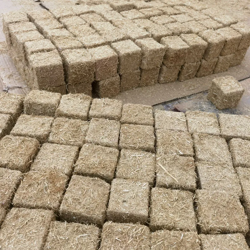 Miniature Haystacks for Scenic Model Farms 6 Miniature Haystacks for Scenic Model Farms - Image 6