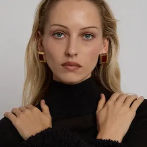 S6ba3e77109bc4852acaf3a38c42de966e 1