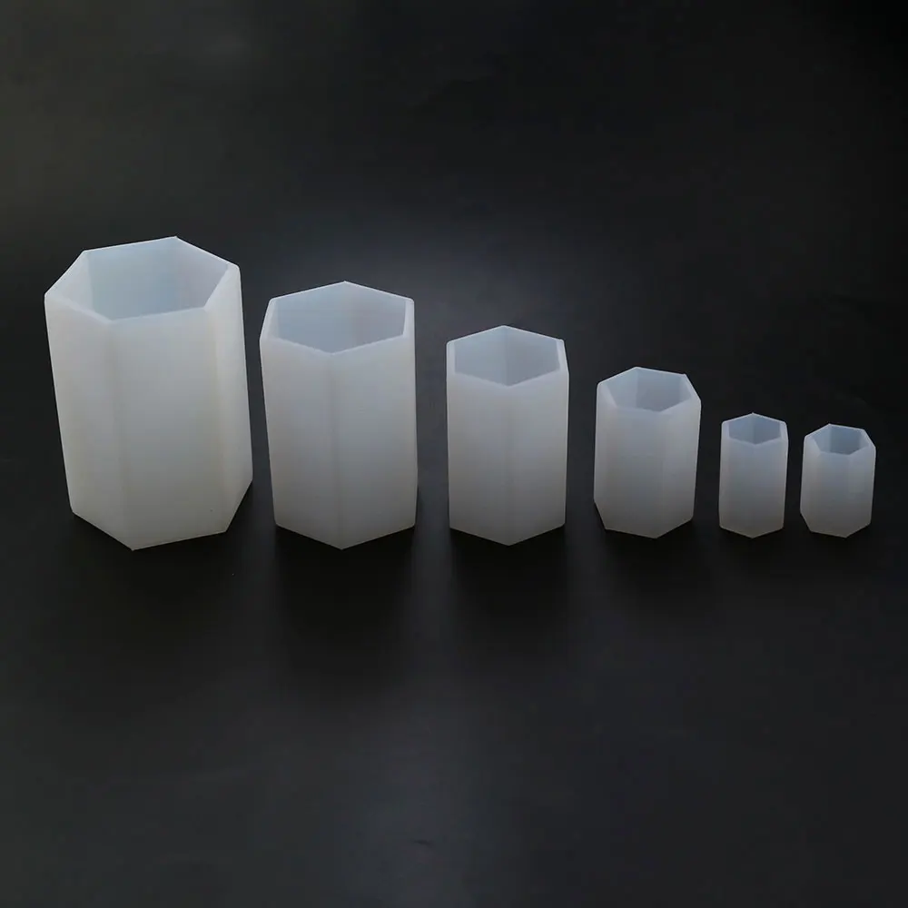 Silicone Candle Mold 6x10cm Hexagonal & Cylindrical 3 Silicone Candle Mold 6x10cm Hexagonal & Cylindrical - Image 3