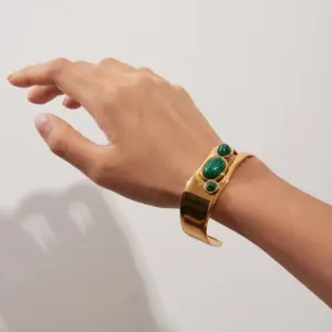 S6bcb048802dc430b91ef7a2d84a63bdaC