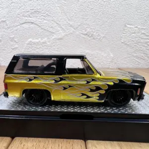 S6c08feaf37d74aee9e776045ecdcb85aW