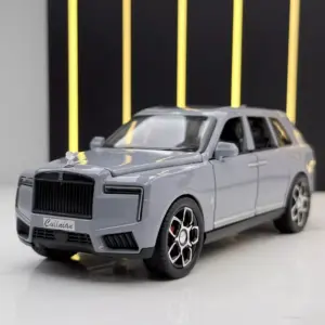 Luxurious 1:32 Scale Cullinan SUV Model