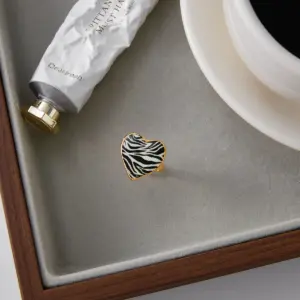 Stainless Steel Heart-Shaped Adjustable Ring 11 S6c4fa0e4dcc344aa9be8aac43f237d72J