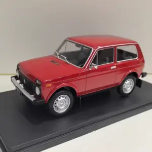 Red 1:24 Scale Die-Cast LADA NIVA SUV