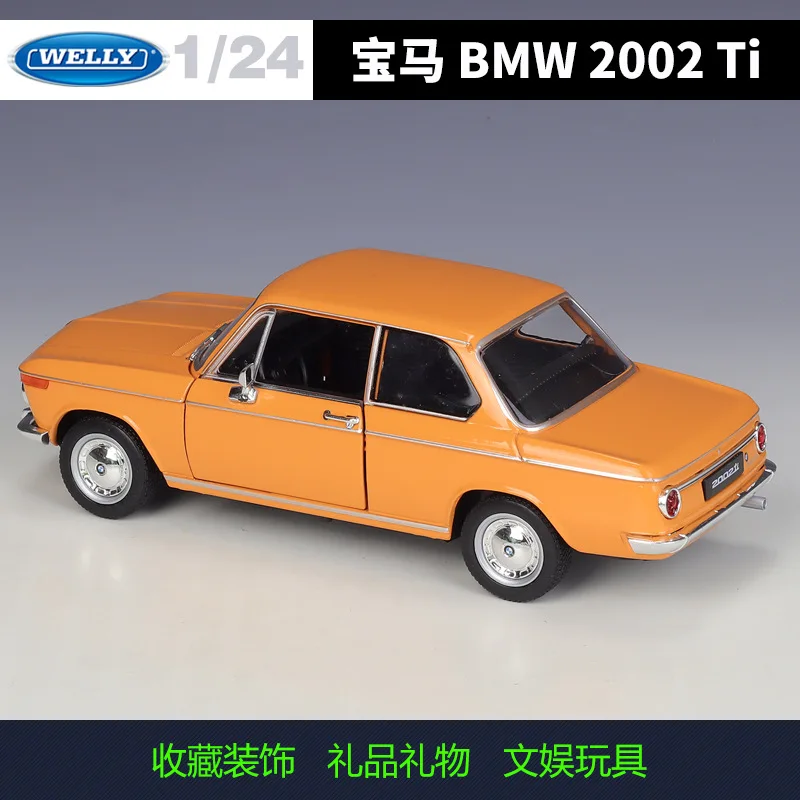 BMW 2002 Ti Diecast Model Scale 1:24 4 BMW 2002 Ti Diecast Model Scale 1:24 - Image 4