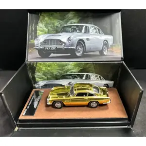 Gold Aston Martin DB5 1:64 Diecast Model 11 S6deec50b9715421db1f916abab03324aM