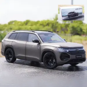 1:18 Scale VW Teramont Pro SUV Diecast Model 18 S6e04247461034c6bb2bd0f7ade1100feP
