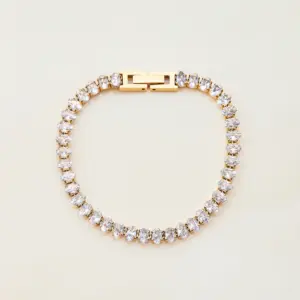 Elegant Gold-Tone Stainless Steel Zirconia Bracelet 12 S6e1636ac156f46909bb59dcd0b8cd4c1f