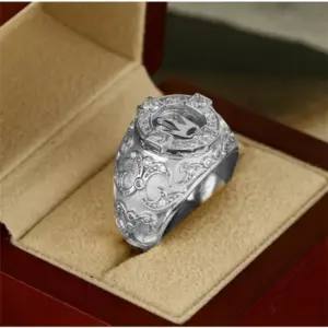 S6e331b0c3a1d4fdf9a4bb9f7c4b72c88C