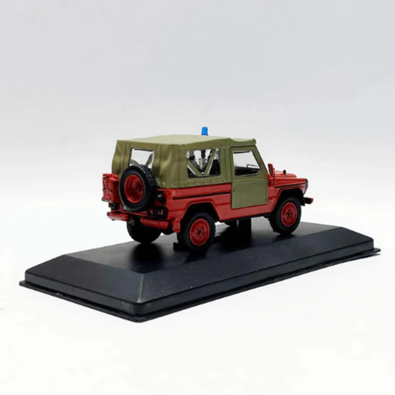 Vintage Red Fire Command Model 1/43 Scale 3 Vintage Red Fire Command Model 1/43 Scale - Image 3