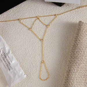 Elegant Gold-Tone Zirconia Jewelry Set for Women 12 S6ec6b98db1934fa9964d172f6d9f33afm