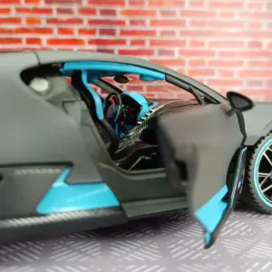 Bugatti Divo 1:24 Scale Diecast Model 11 S6ee0ee8b247b4647839b19d261dc551eL