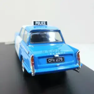 Vintage Blue Triumph Herald Police Diecast Model 8 S6eee095ff28a48e49784551cc122cbb2z