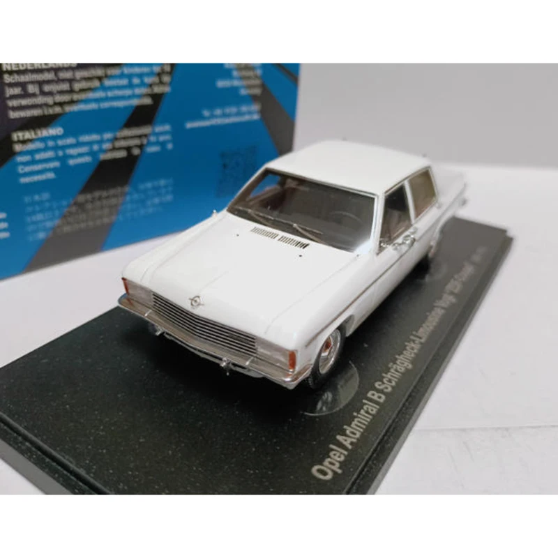 Opel Admiral B ZDF 1972 Scale Model Collection 2 Opel Admiral B ZDF 1972 Scale Model Collection - Image 2