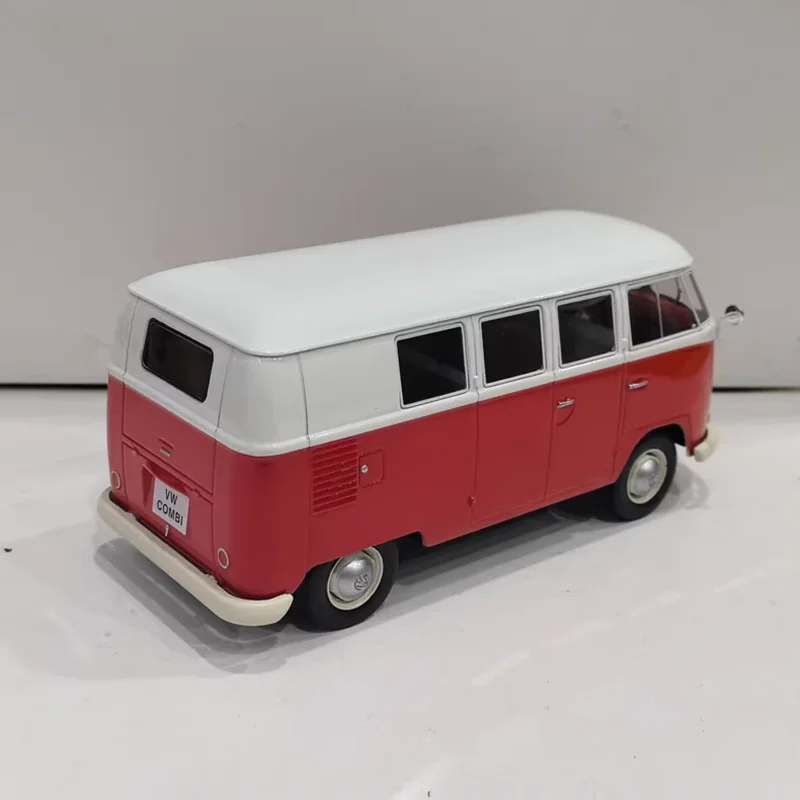 Volkswagen T1 Type 2 1:24 Scale Collectible Model 4 Volkswagen T1 Type 2 1:24 Scale Collectible Model - Image 4