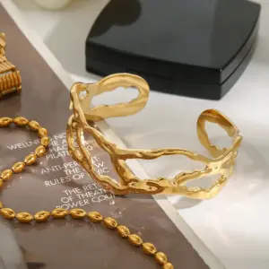 S6f495684d3d54a2c82e0f1643476b8d0i