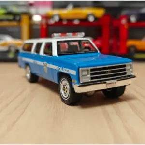 S6f8a6fcb814547f79b344b67d605ed95T 1