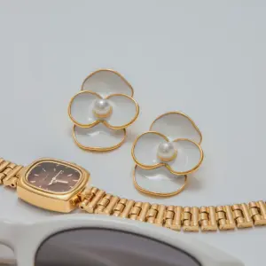 Elegant Stainless Steel Floral Drop Earrings 10 S6f8f0af22b924482821e2574dae877ed6