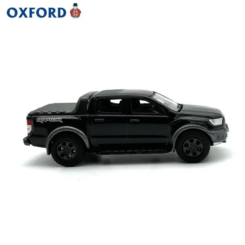 Miniature Black Ford Ranger Model, 1:76 Scale 6 Miniature Black Ford Ranger Model, 1:76 Scale - Image 6