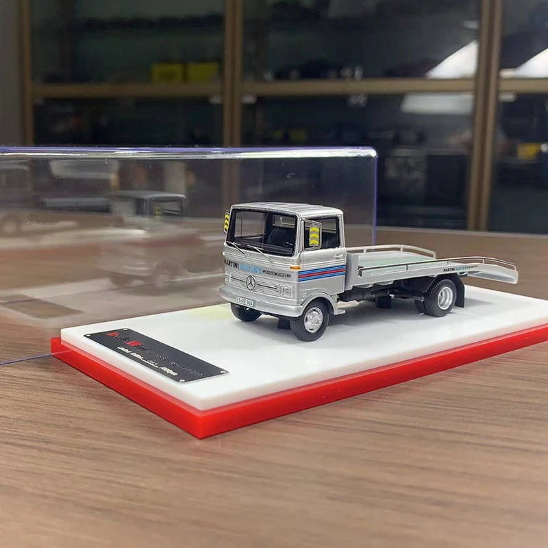 1/64 Benz LP608 Diecast Model Collection 4 1/64 Benz LP608 Diecast Model Collection - Image 4