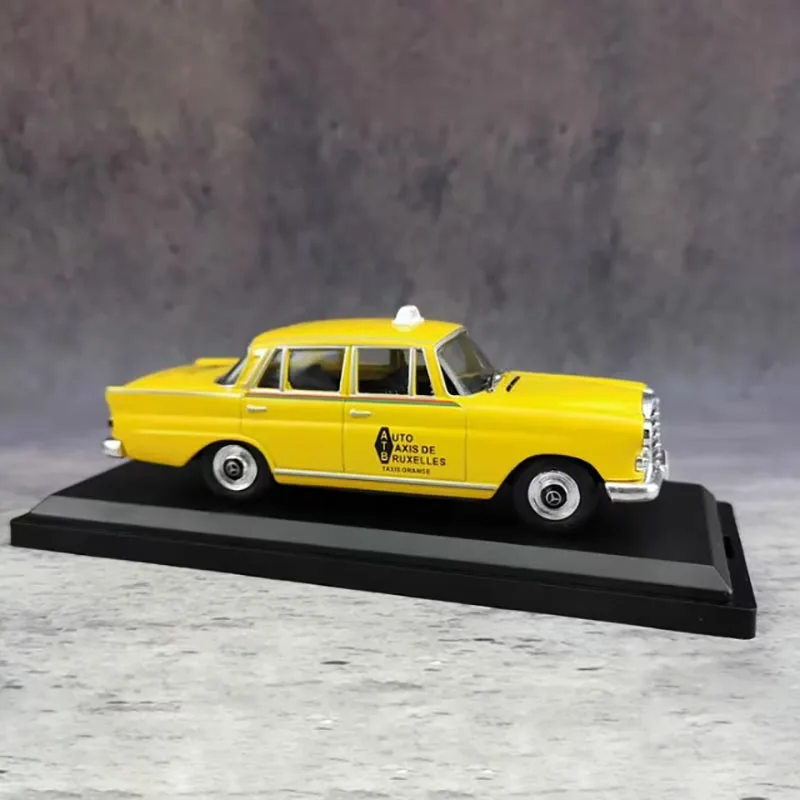 Vintage Yellow Taxi Diecast Model 1/43 Scale 4 Vintage Yellow Taxi Diecast Model 1/43 Scale - Image 4