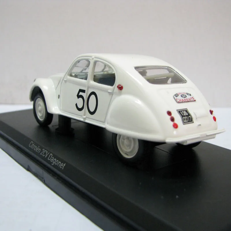 1960s Citroen 2CV Dagonet 1956 Diecast Model 4 1960s Citroen 2CV Dagonet 1956 Diecast Model - Image 4
